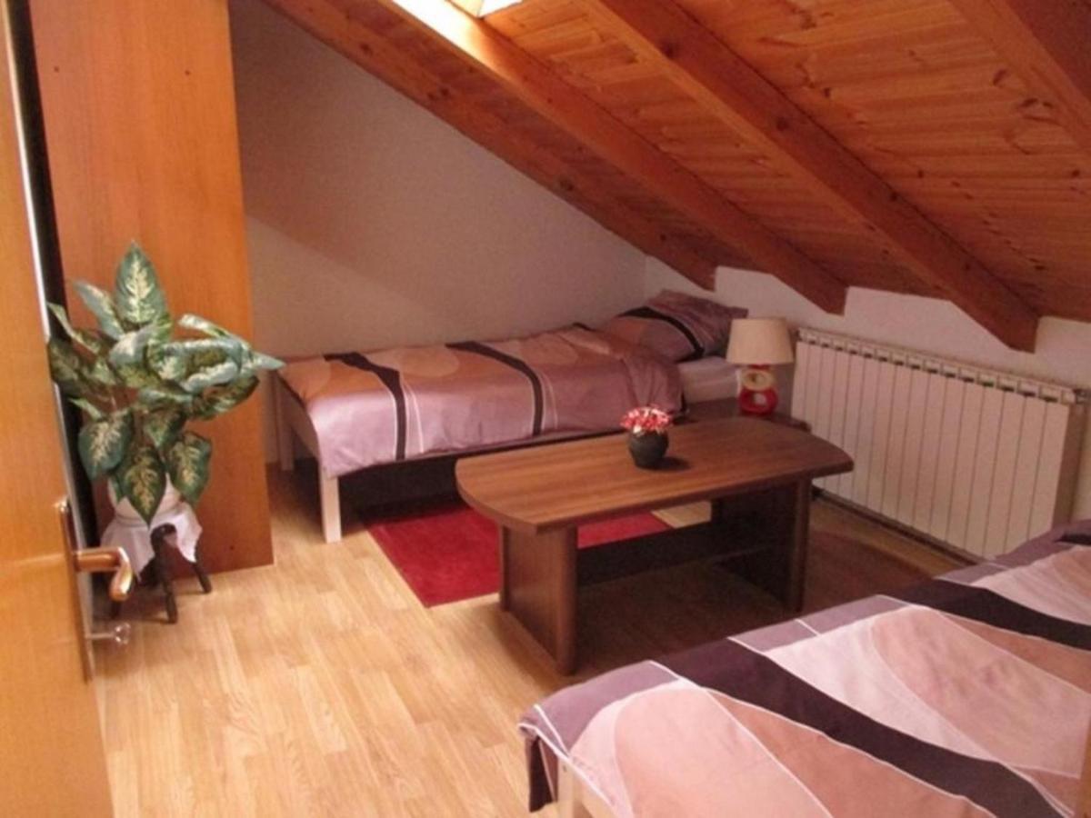 Apartman Opg Balja Garesnica Buitenkant foto